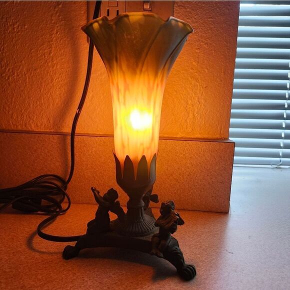 Cherub Accent Table Lamp - Picture 2 of 8